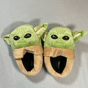 PERFECT GIFT IDEA!  Slip On House Shoes by Star Wars Brand.  New Condition